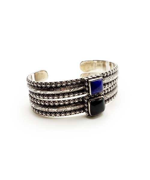 Indian Jewelry(インディアンジュエリー)の「THEATER シアター センタースクエアストーンシルバーバングル Made in USA(バングル/リストバンド・メンズ・ブルー/ブラック・FREE)」の13枚目の写真
