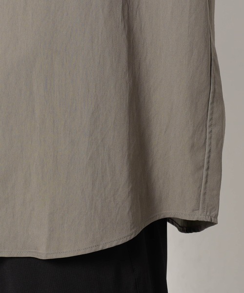 Grand PARK(グランドパーク)の「レーヨンナイロンドビーオーバーシャツ(シャツ/ブラウス・メンズ・ベージュ/グリーン/ホワイト・MEDIUM/LARGE)」の10枚目の写真