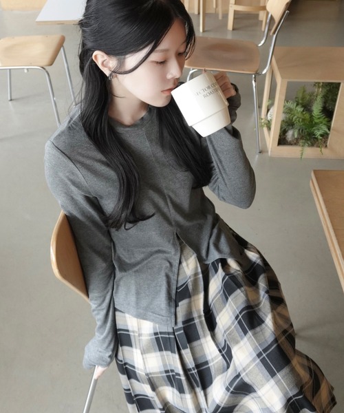 tシャツ 「Nao Original」2WAYスリットカットソー/ブラック アイボリー グレー チャコ―ル ホワイト 韓国 フィンガーホール ミニマル セール】【Nao Original】2WAYスリットカットソー/ブラック