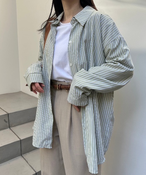 Reurie'(レウリィ)の「カラーストライプシャツ/color stripe shirt 長袖 襟付き シンプル カジュアル リラクシー ベーシック 羽織り ピンストライプ(シャツ/ブラウス・レディース・グリーン/ブルー・FREE)」の6枚目の写真