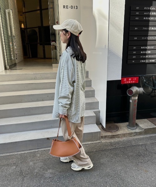 Reurie'(レウリィ)の「カラーストライプシャツ/color stripe shirt 長袖 襟付き シンプル カジュアル リラクシー ベーシック 羽織り ピンストライプ(シャツ/ブラウス・レディース・グリーン/ブルー・FREE)」の21枚目の写真