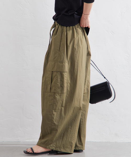 JOURNAL STANDARD（ジャーナルスタンダード）の「Nylon Belted ミリタリーパンツ（カーゴパンツ・レディース・アイボリー/カーキ・FREE）」の14枚目の写真
