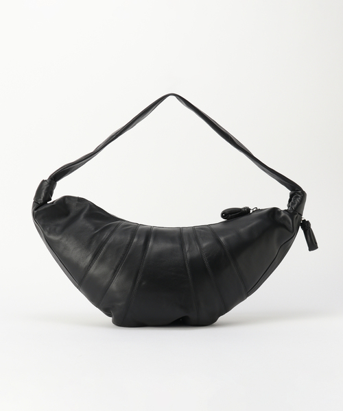 LEMAIRE（ルメール）の「LEMAIRE (ルメール) LARGE CROISSANT BAG BG0000LL095（ショルダーバッグ・メンズ・ブラック・FREE）」の2枚目の写真
