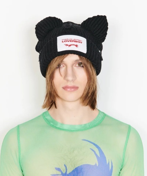 Charles Jeffrey Loverboy（チャールズジェフリーラバーボーイ）の「Charles Jeffrey LOVERBOY/チャールズジェフリーラバーボーイ/CHUNKY EARS BEANIE（ニットキャップ/ビーニー・レディース・ブラック/ホワイト系2/エンジ/モスグリーン/ピンク/ブルー・F）」の17枚目の写真
