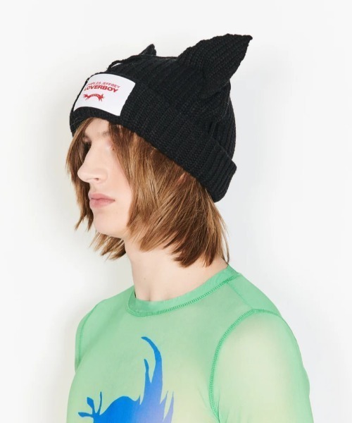 Charles Jeffrey Loverboy（チャールズジェフリーラバーボーイ）の「Charles Jeffrey LOVERBOY/チャールズジェフリーラバーボーイ/CHUNKY EARS BEANIE（ニットキャップ/ビーニー・レディース・ブラック/ホワイト系2/エンジ/モスグリーン/ピンク/ブルー・F）」の19枚目の写真
