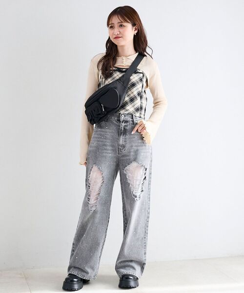 MAJESTIC LEGON(マジェスティックレゴン)の「ハート×フリルウエストポーチ(ボディバッグ/ウエストポーチ・レディース・アイボリー/ピンク/ブラック/ホワイト系その他2/ブラック系その他・FREE)」の6枚目の写真