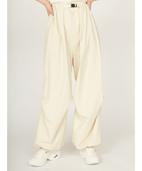 パラシュートパンツ（その他パンツ）｜emmi（エミ）の