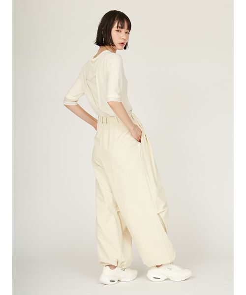 emmi(エミ)の「パラシュートパンツ(その他パンツ・レディース・カーキ/ブラック/クリーム・0/1)」の18枚目の写真