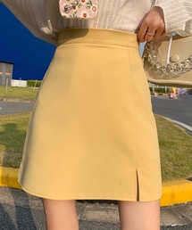 シンプル&クール!サイドスリット入りミニスカート