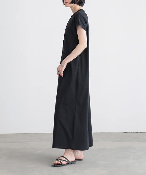 for/c（フォーシー）の「[低身長向けサイズ有]汗シミ防止ヘンリーネックワンピース【サスティナブル】（ワンピース・レディース・ブラウン/ブラック・PM/PL/M/L）」の14枚目の写真