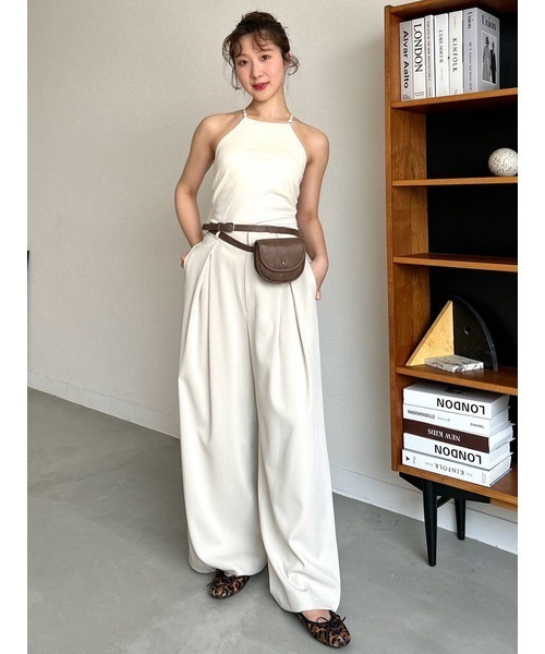 LILY BROWN（リリーブラウン）の「ベルト付きタックパンツ（スラックス・レディース・ピンク/アイボリー/ブラック/グレー・0/1）」の11枚目の写真
