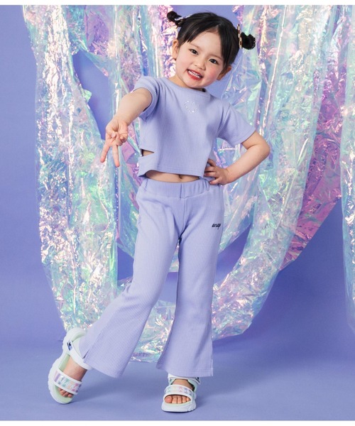 ANAP kids(アナップキッズ)の「ラインストーン ロゴ スリット フレア テレコ パンツ【セットアップ着用可】(その他パンツ・キッズ・ブラック/ラベンダー・110/130/120)」の18枚目の写真