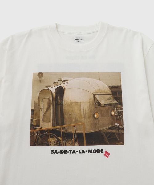 TANGTANG（タンタン）の「【TANGTANG for ADAM ET ROPE'】別注 GASATANG BA DE YA LA MODE（Tシャツ/カットソー・メンズ・ホワイト・M/XL/L）」の6枚目の写真
