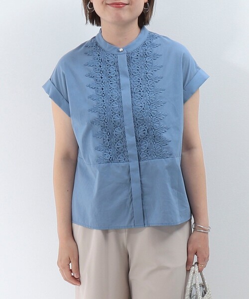 MICO COULIER（ミコクリエ）の「ローンレースブラウス（シャツ/ブラウス・レディース・ブルー/オフホワイト/ブラック・38）」の3枚目の写真