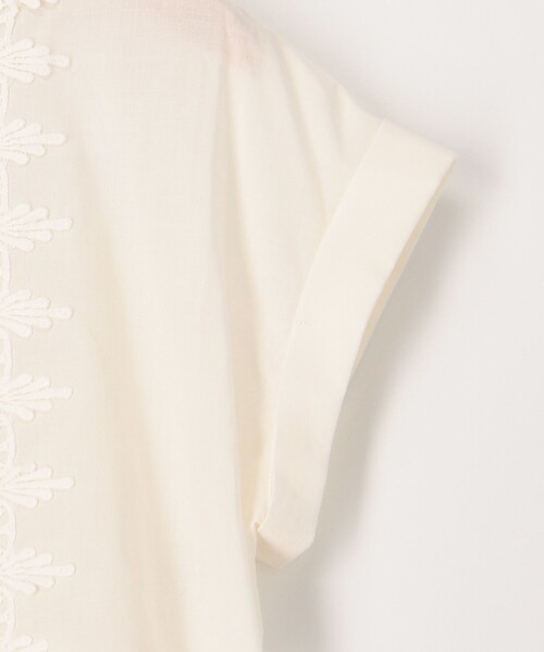 MICO COULIER（ミコクリエ）の「ローンレースブラウス（シャツ/ブラウス・レディース・ブルー/オフホワイト/ブラック・38）」の8枚目の写真