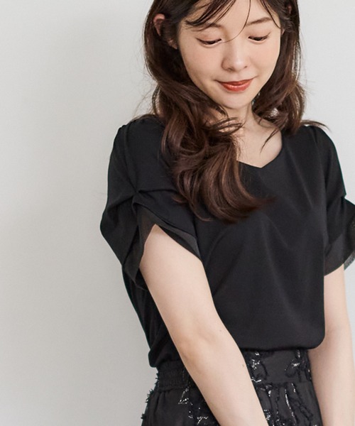 12Twelve Agenda(トゥエルブ アジェンダ)の「ハートネック異素材タックスリーブカットソープルオーバー(Tシャツ/カットソー・レディース・オフホワイト/ブラック/サックスブルー・M)」の16枚目の写真