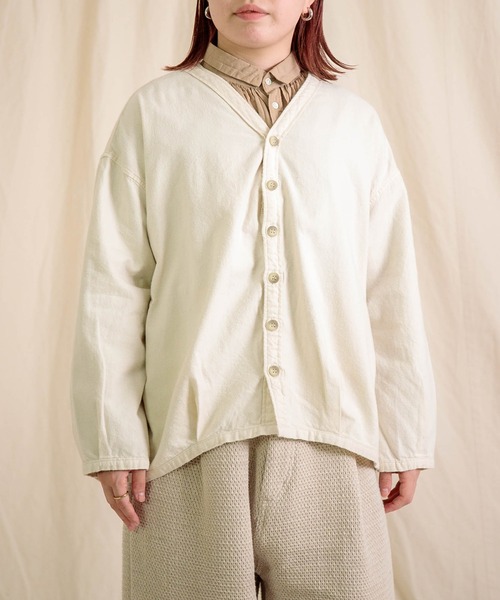 Brocante（ブロカント）の「[Brocante / ブロカント] 20sフランネル カルディガンシャツ（シャツ/ブラウス・レディース・ダークグリーン/チャコールグレー/アイボリー/ネイビー・2）」の2枚目の写真