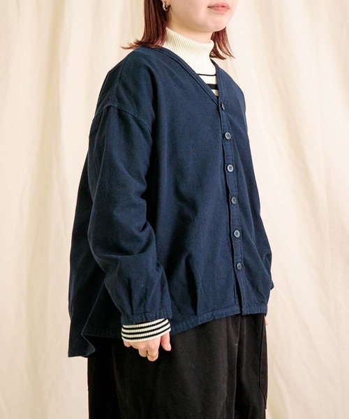 Brocante（ブロカント）の「[Brocante / ブロカント] 20sフランネル カルディガンシャツ（シャツ/ブラウス・レディース・ダークグリーン/チャコールグレー/アイボリー/ネイビー・2）」の5枚目の写真