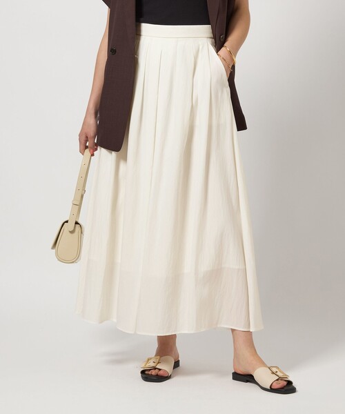 green label relaxing（グリーンレーベルリラクシング）の「フレア スカート ホワイト -撥水-（スカート・レディース・ホワイト・36/38）」の2枚目の写真