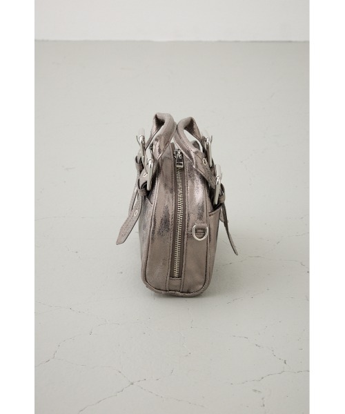 AZUL by moussy（アズールバイマウジー）の「バックルベルトハンドルバッグ（ショルダーバッグ・レディース・ブラック/レッド/アンティークシルバー・FREE）」の13枚目の写真