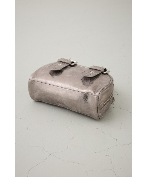 AZUL by moussy（アズールバイマウジー）の「バックルベルトハンドルバッグ（ショルダーバッグ・レディース・ブラック/レッド/アンティークシルバー・FREE）」の17枚目の写真