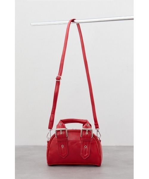 AZUL by moussy（アズールバイマウジー）の「バックルベルトハンドルバッグ（ショルダーバッグ・レディース・ブラック/レッド/アンティークシルバー・FREE）」の22枚目の写真