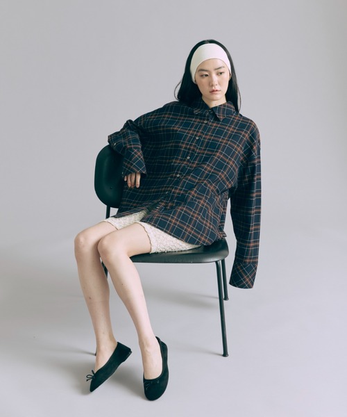 EN NEUME（エンノイム）の「Lace Biker Leggings（その他パンツ・レディース・アイボリー/ブラック・FREE）」の2枚目の写真