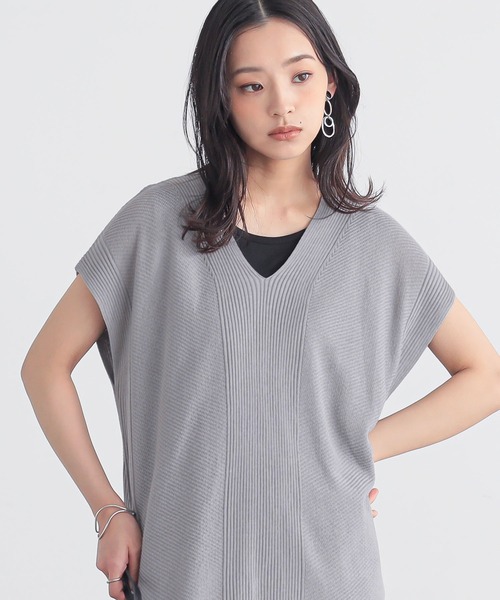 n'OrLABEL(ノアールレーベル)の「Vネックニットチュニック(ニット/セーター・レディース・グレー/ネイビー/ベージュ・2/1)」の4枚目の写真
