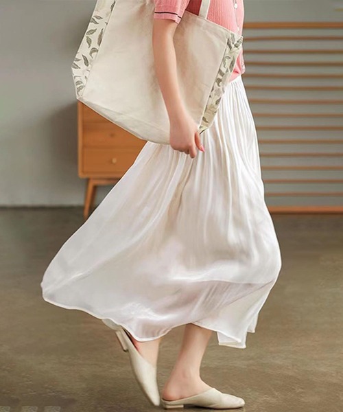 aimoha（アイモハ）の「シアープリーツスカート（スカート・レディース・ホワイト/ブラック/ベージュ/ピンク・FREE）」の5枚目の写真