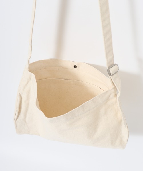 TRUSS（トラス）の「TRUSS ｷｬﾝﾊﾞｽﾐｭｾﾞｯﾄﾊﾞｯｸﾞ（ショルダーバッグ・レディース・ナチュラル/ストライプ/オリーブ・F）」の10枚目の写真