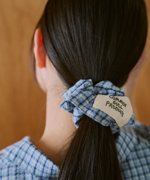 common gull products.（コモンガルプロダクツ）の「鮮やかなまま残る記憶のシュシュ（シュシュ・レディース・ブルー系/イエロー系・フリー）」の8枚目の写真