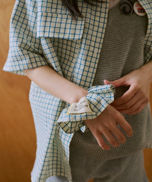 common gull products.（コモンガルプロダクツ）の「鮮やかなまま残る記憶のシュシュ（シュシュ・レディース・ブルー系/イエロー系・フリー）」の9枚目の写真