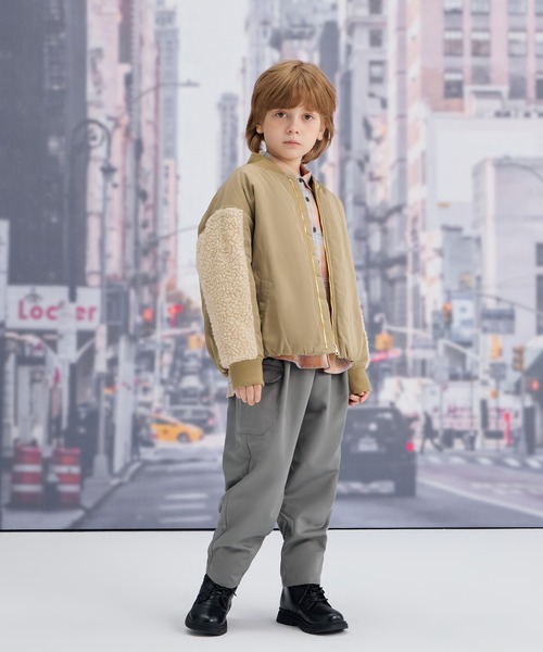 combimini(コンビミニ)の「MA-1中綿ブルゾン(ブルゾン・キッズ・グレイッシュベージュ/ベージュ・110/120/130/140)」の6枚目の写真