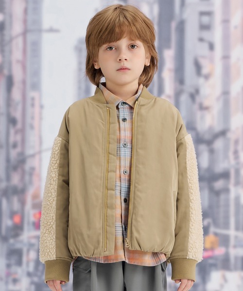 combimini(コンビミニ)の「MA-1中綿ブルゾン(ブルゾン・キッズ・グレイッシュベージュ/ベージュ・110/120/130/140)」の7枚目の写真
