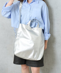 BIRTHDAY BAR（バースデイバー）の「ライトフェイクレザー2WAYショルダーバッグ（トートバッグ）」