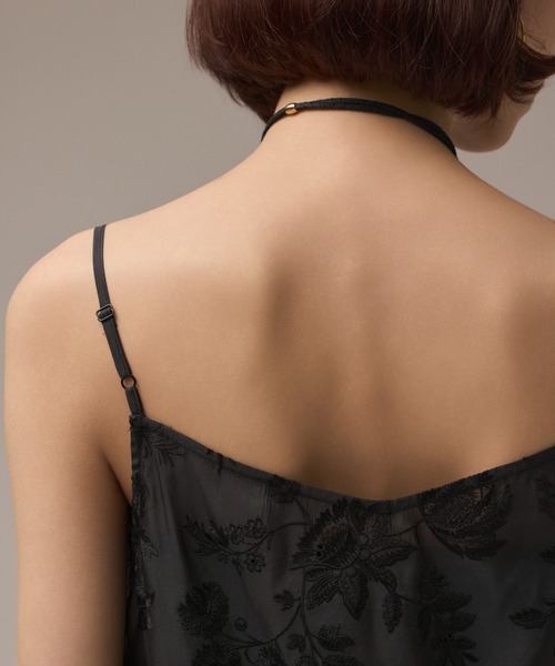 GRACE CONTINENTAL（グレースコンチネンタル）の「エンブロイダリーキャミブラウス（キャミソール・レディース・ピンク/ブラック・36）」の11枚目の写真