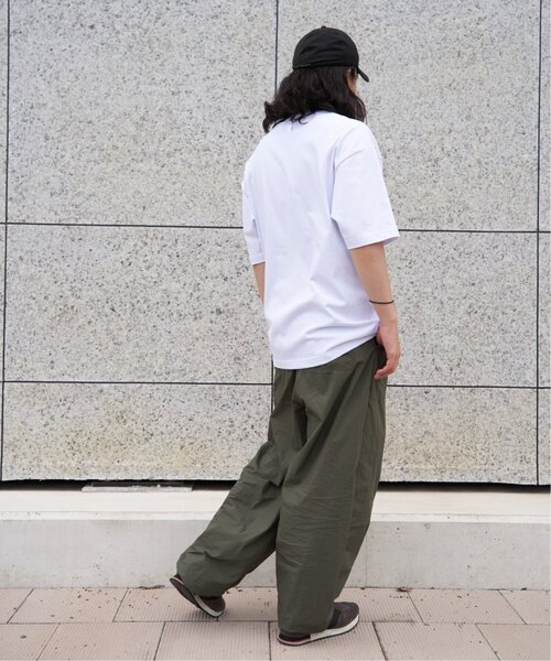 NOMANUAL（NOMANUAL）の「【NOMANUAL】アーチロゴＴシャツ（Tシャツ/カットソー・メンズ・ブラック/ホワイト・M/L）」の18枚目の写真