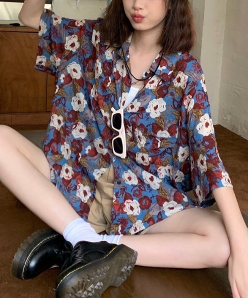 FUNdaysion(ファンデイション)の「総柄半袖シャツ(Tシャツ/カットソー・レディース・ブルー・M)」の8枚目の写真