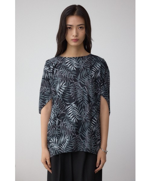 AZUL by moussy(アズールバイマウジー)の「C/T冷感ドルマントップス(Tシャツ/カットソー・レディース・ブラック/ブラック系その他/ライトグレー・FREE)」の7枚目の写真