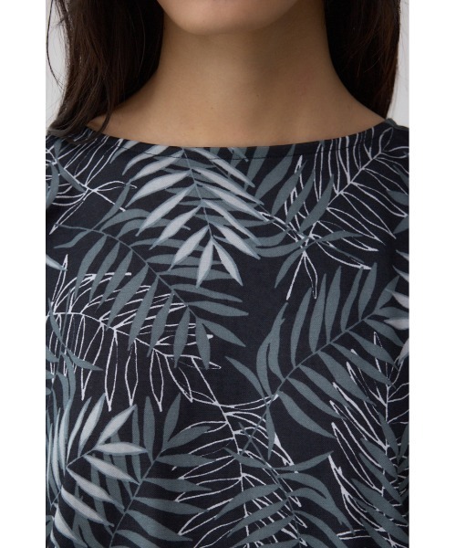 AZUL by moussy(アズールバイマウジー)の「C/T冷感ドルマントップス(Tシャツ/カットソー・レディース・ブラック/ブラック系その他/ライトグレー・FREE)」の4枚目の写真