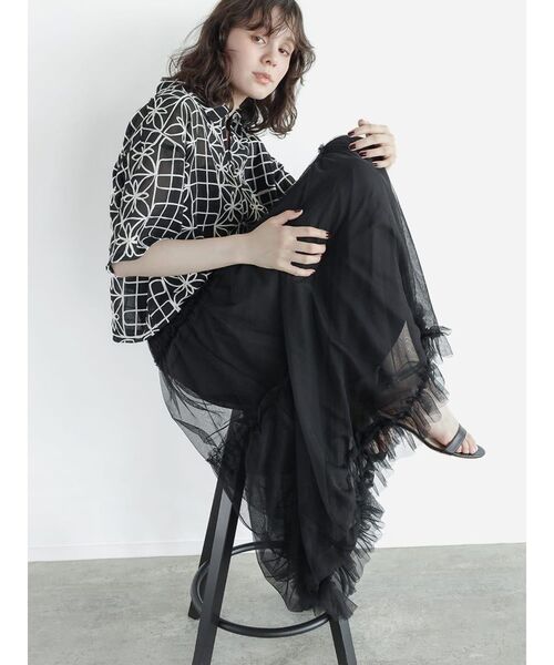 FIKA.(フィーカ)の「Tiered tulle skirt(スカート・レディース・ブラック・MEDIUM)」の11枚目の写真