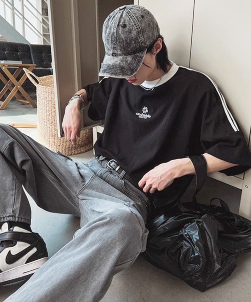 CERCA(チェルカ)の「【NOWLE】ラグランスリーブ フロント刺繍 ライン Tシャツ(Tシャツ/カットソー・メンズ・ブラック・X-LARGE/LARGE)」の9枚目の写真