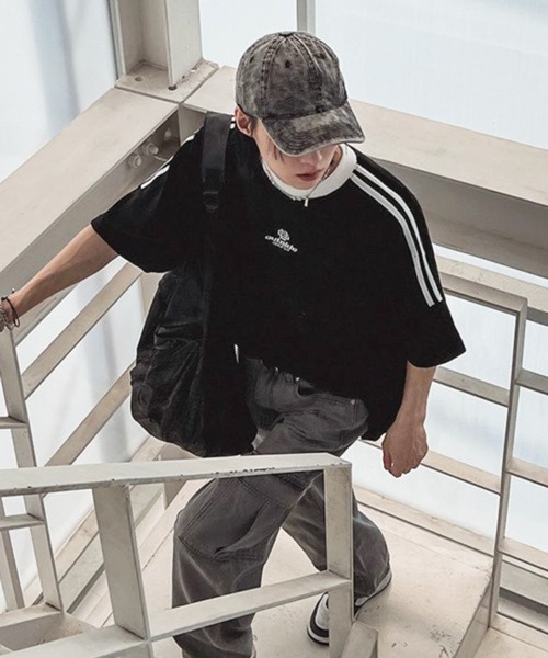 CERCA(チェルカ)の「【NOWLE】ラグランスリーブ フロント刺繍 ライン Tシャツ(Tシャツ/カットソー・メンズ・ブラック・X-LARGE/LARGE)」の21枚目の写真