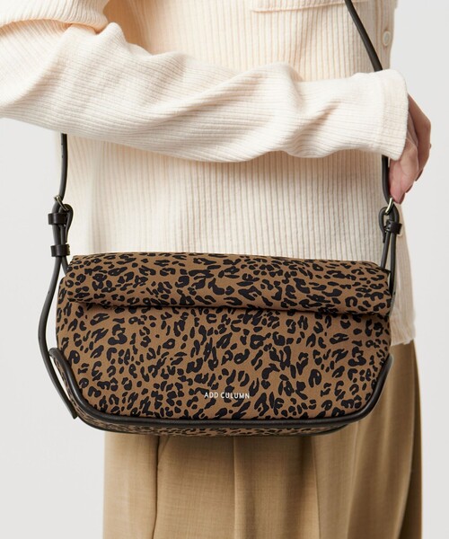 ADD CULUMN（アドカラム）の「＜ADD CULUMN＞ROLLA S ショルダーバッグ-2WAY-（ショルダーバッグ・レディース・その他1/オリーブ・FREE）」の17枚目の写真