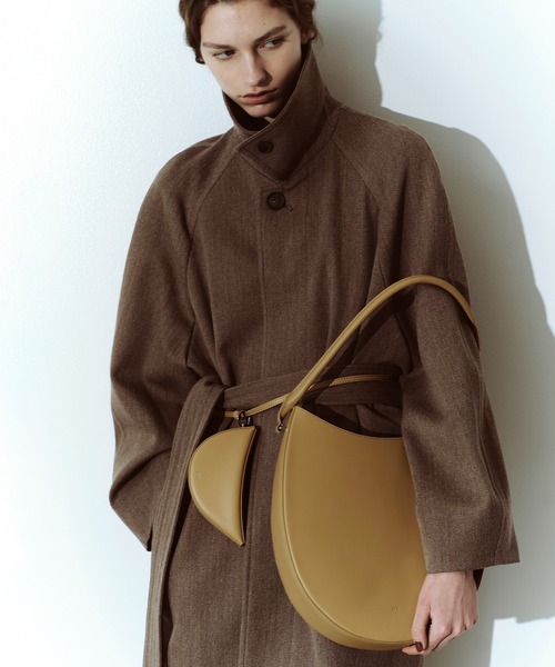 ADAM ET ROPE'(アダムエロペ)の「【PFT】Tamago Medium バッグ(ショルダーバッグ・レディース・キャメル/ブラウン/ホワイト・FREE)」の13枚目の写真