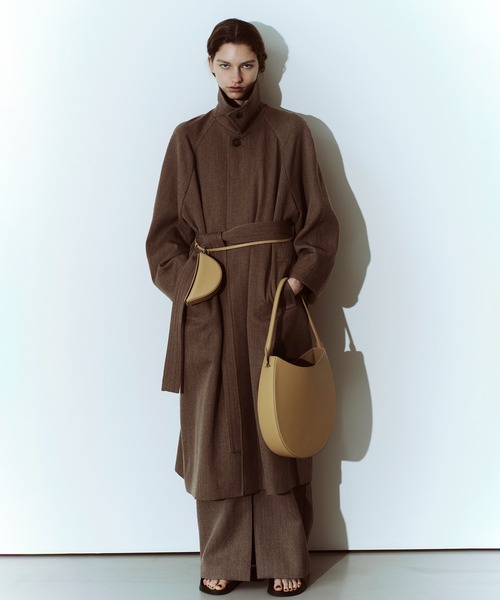 ADAM ET ROPE'(アダムエロペ)の「【PFT】Tamago Medium バッグ(ショルダーバッグ・レディース・キャメル/ブラウン/ホワイト・FREE)」の15枚目の写真