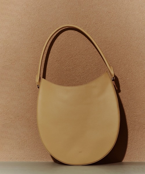 ADAM ET ROPE'(アダムエロペ)の「【PFT】Tamago Medium バッグ(ショルダーバッグ・レディース・キャメル/ブラウン/ホワイト・FREE)」の18枚目の写真