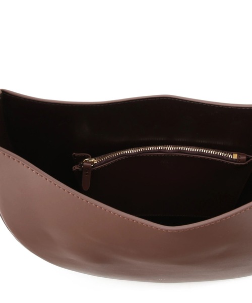 ADAM ET ROPE'(アダムエロペ)の「【PFT】Tamago Medium バッグ(ショルダーバッグ・レディース・キャメル/ブラウン/ホワイト・FREE)」の6枚目の写真