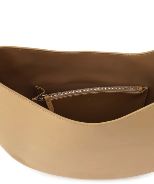 ADAM ET ROPE'(アダムエロペ)の「【PFT】Tamago Medium バッグ(ショルダーバッグ・レディース・キャメル/ブラウン/ホワイト・FREE)」の9枚目の写真