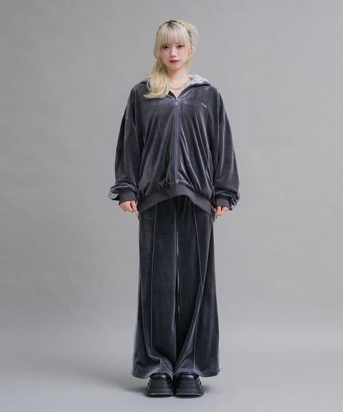 17HR（セブンティーンアワーズ）の「【ユニセックス】ベロアトラックジャケット(セットアップ可)（ジャージ・レディース・チャコールグレー・FREE）」の6枚目の写真